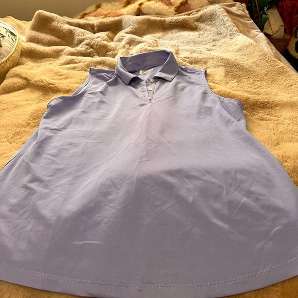 Greg Norman golf Woman’s Tops L NWT - Picture 1 of 3